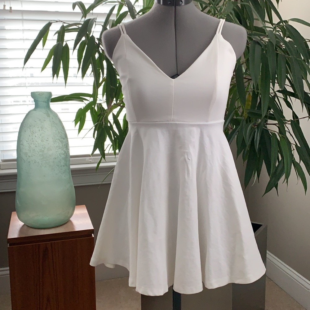 Windsor White Mini Dress - Picture 4 of 13